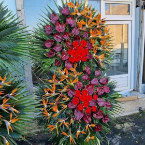 Exhibition wreaths-a00001